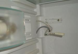 Ремонт холодильников Либхер, выезд мастера в Черноголовку datchik-isparitely.jpg